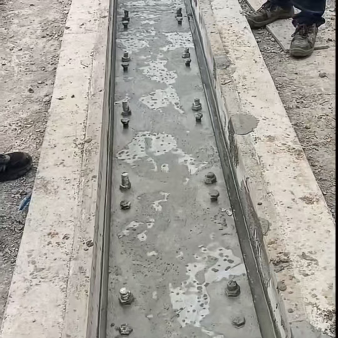 章贡环氧树脂轨道胶泥是什么？用在哪里？